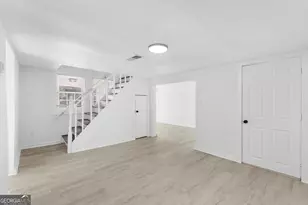 2006 Texas Ave, Savannah, GA 31404 - Photo 9