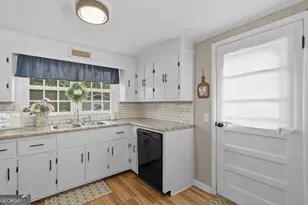 120 Carter St, Jesup, GA 31545 - Photo 9