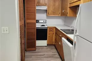 215 Meridian St, Canton, GA 30114 - Photo 9