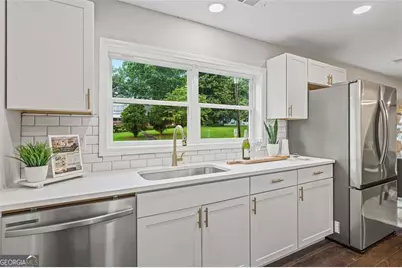 1995 Venetian Drive SW, Atlanta, GA 30311 - Photo 13