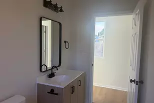 614 W 38th St, Savannah, GA 31415 - Photo 27