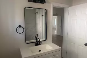 614 W 38th St, Savannah, GA 31415 - Photo 19