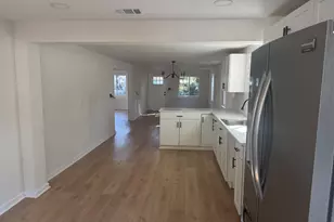 614 W 38th St, Savannah, GA 31415 - Photo 9