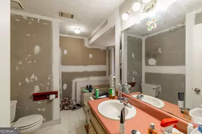 2000 Bullock Trail, Loganville, GA 30052 - Photo 21