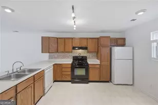 225 Quail Run, Roswell, GA 30076 - Photo 7