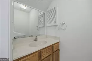 225 Quail Run, Roswell, GA 30076 - Photo 17