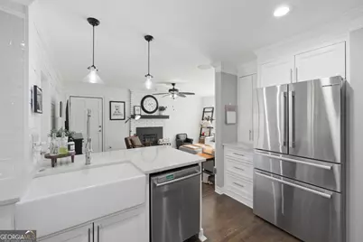 9330 Martins Lake Drive, Roswell, GA 30076 - Photo 15