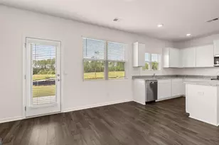 829 Trillium Dr, Locust Grove, GA 30248 - Photo 13