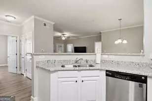 4101 Walden Park Dr, Savannah, GA 31410 - Photo 9