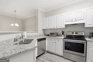 4101 Walden Park Dr, Savannah, GA 31410 - Photo 7