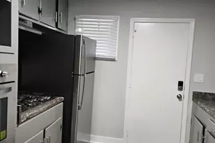 101 King St, Fort Valley, GA 31030 - Photo 5