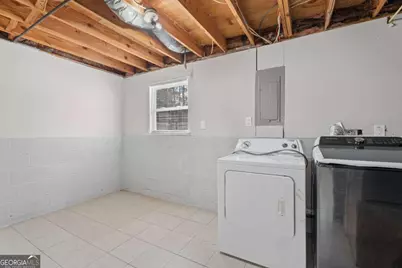 5268 Kinsdale Lane, Stone Mountain, GA 30088 - Photo 31