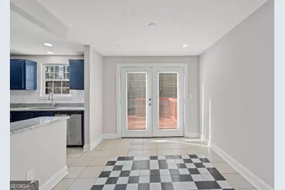 5268 Kinsdale Lane, Stone Mountain, GA 30088 - Photo 9