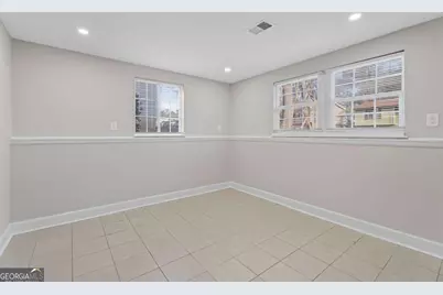 5268 Kinsdale Lane, Stone Mountain, GA 30088 - Photo 23