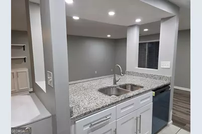 5349 Tracey Drive, Stone Mountain, GA 30088 - Photo 7