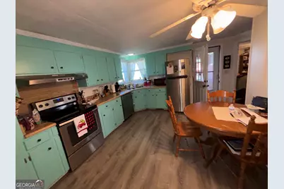 216 E Peter Street, Cochran, GA 31014 - Photo 13