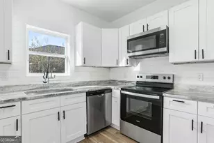 1114 E 59th St, Savannah, GA 31404 - Photo 15