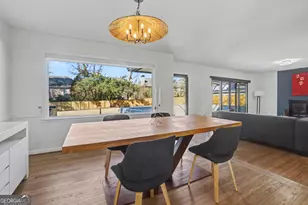 7330 Hunters Branch Dr NE, Atlanta, GA 30328 - Photo 11