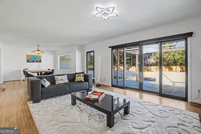 7330 Hunters Branch Drive NE, Atlanta, GA 30328 - Photo 19