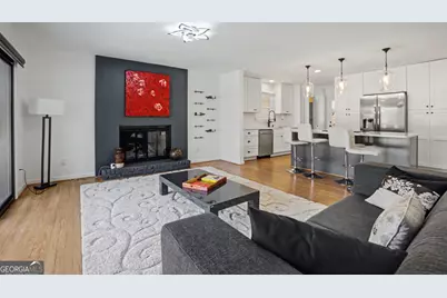 7330 Hunters Branch Drive NE, Atlanta, GA 30328 - Photo 15