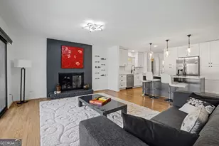 7330 Hunters Branch Dr NE, Atlanta, GA 30328 - Photo 15