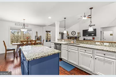 103 Fieldstone Circle, Carrollton, GA 30116 - Photo 7