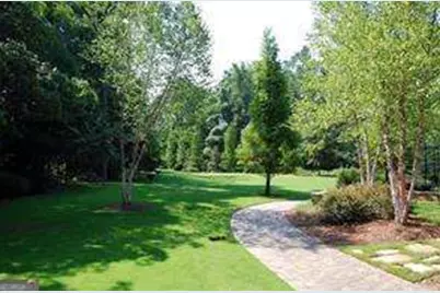 5208 Westchester Ridge NE, Brookhaven, GA 30075 - Photo 19