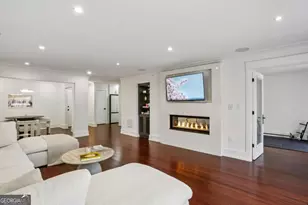 26304 Plantation Dr NE, Atlanta, GA 30324 - Photo 3