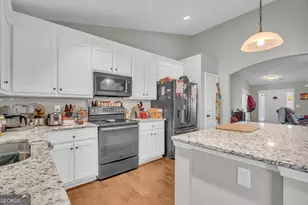 201 Poppyfield Farm Dr, Good Hope, GA 30641 - Photo 17