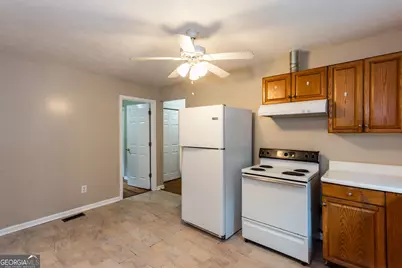 3172 Humphries Drive SE #REAR, Atlanta, GA 30354 - Photo 5