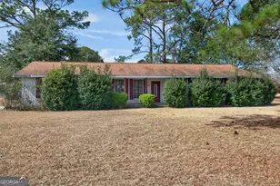 608 S Leroy St, Metter, GA 30439 - Photo 1