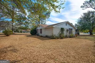 608 S Leroy St, Metter, GA 30439 - Photo 29