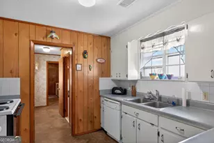 608 S Leroy St, Metter, GA 30439 - Photo 7