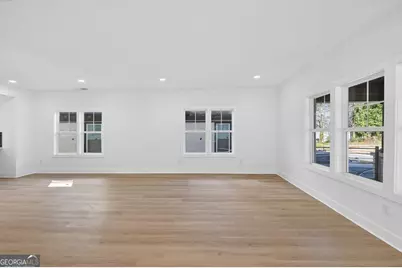 1046 Mayson Turner Road NW, Atlanta, GA 30314 - Photo 9