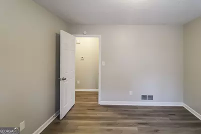 6269 Cathedral Lane, Lithonia, GA 30038 - Photo 11