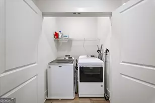 301 Penny Ct, Sandy Springs, GA 30328 - Photo 17