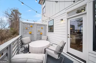 301 Penny Ct, Sandy Springs, GA 30328 - Photo 11