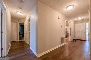 1509 Burnstone Dr, Stone Mountain, GA 30088 - Photo 23