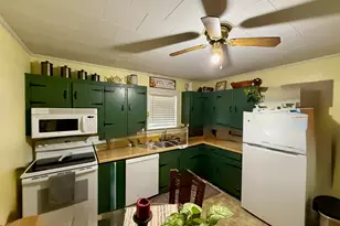 106 Walnut Ave, Summerville, GA 30747 - Photo 13