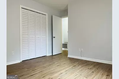 104 Peactree Court #UNIT B, Lagrange, GA 30241 - Photo 9