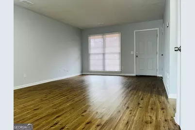 104 Peactree Court #UNIT B, Lagrange, GA 30241 - Photo 3