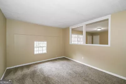 624 Robert E Lee Parkway, Jonesboro, GA 30238 - Photo 9