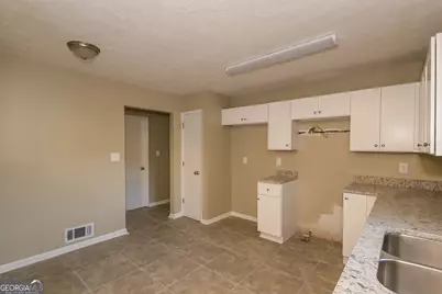 3479 Valley Oaks Road, Lithonia, GA 30038 - Photo 7