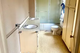 550 S Hill St, Griffin, GA 30224 - Photo 39