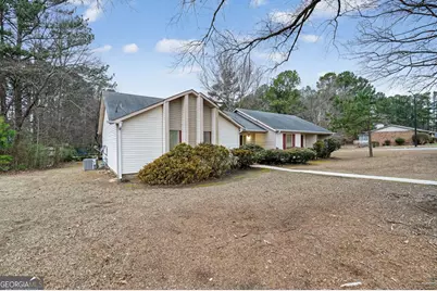 6665 Greenbower Lane, College Park, GA 30349 - Photo 3