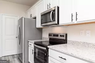 735 Berkeley Dr, Conyers, GA 30013 - Photo 5