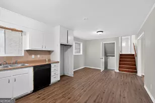 5700 Deerfield Trail, Atlanta, GA 30349 - Photo 19