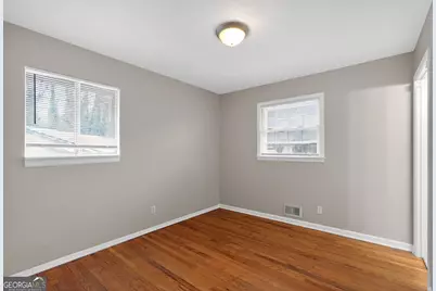 5700 Deerfield Trail, Atlanta, GA 30349 - Photo 5