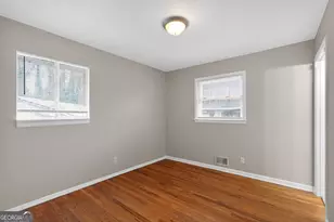 5700 Deerfield Trail, Atlanta, GA 30349 - Photo 5