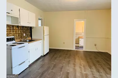504 Broad Street #APT 5, Lagrange, GA 30240 - Photo 5